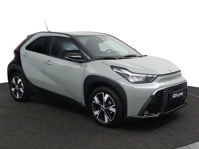 Toyota AYGO X Hybrid 115 pulse | Parkeersensoren Rondom | Keyless Entry | Automatische Airco | 17 Inch Lichtmetalen Velgen |