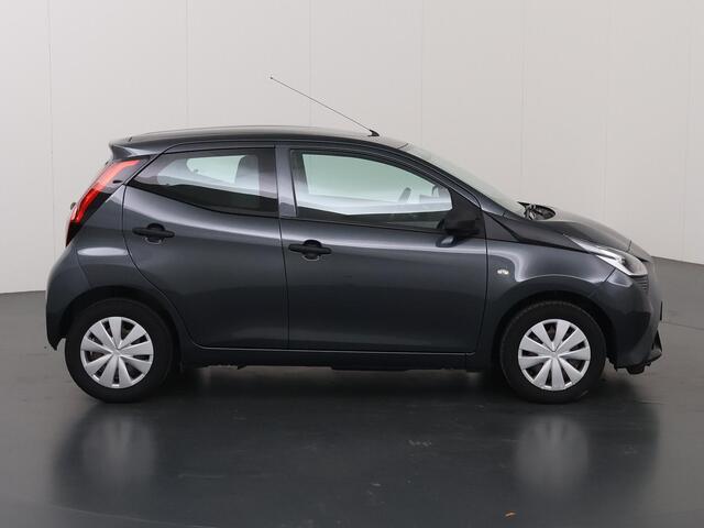 Toyota AYGO 1.0 VVT-i x-fun | Airco | Bluetooth | Radio |