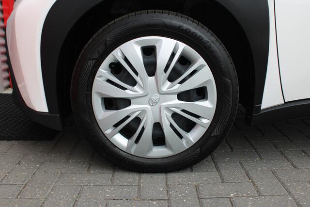 Toyota AYGO X 1.0 VVT-i MT Play