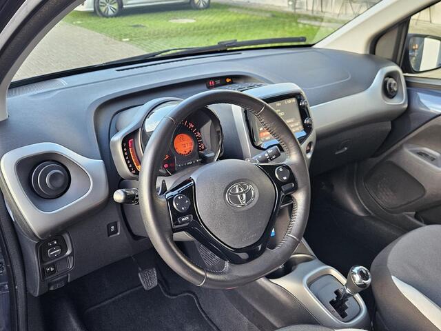 Toyota AYGO 1.0 VVT-i x-nav Automaat Carplay Camera Navi