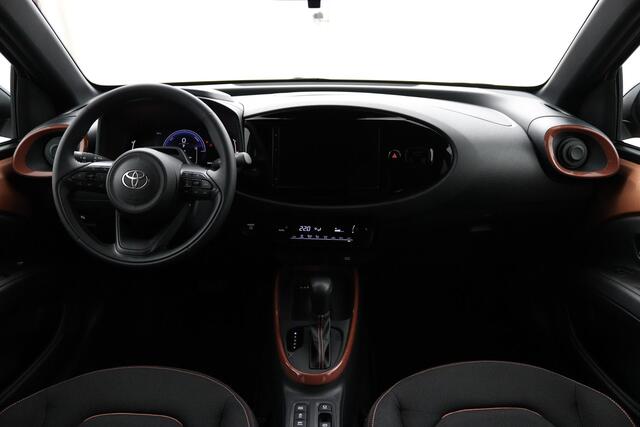 Toyota AYGO X Hybrid 115 pulse | Nieuw uit voorraad leverbaar! |