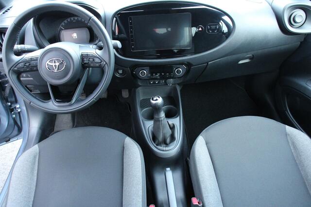 Toyota AYGO X 1.0 VVT-i BUS, STOELVERWARMING, LED, DAB, CAMERA
