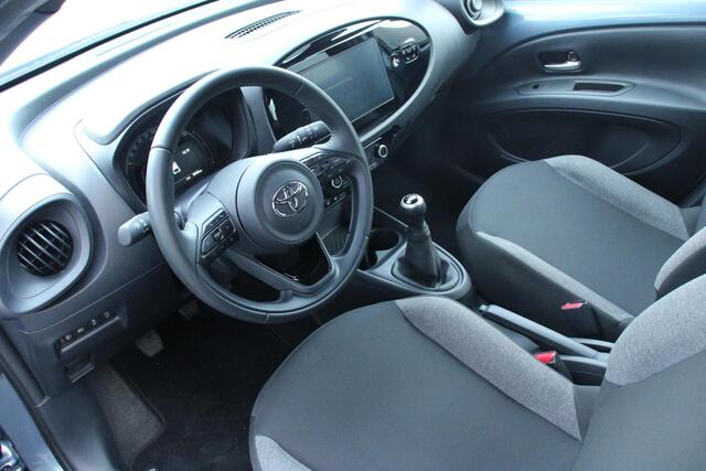 Toyota AYGO X 1.0 VVT-i BUS, STOELVERWARMING, LED, DAB, CAMERA
