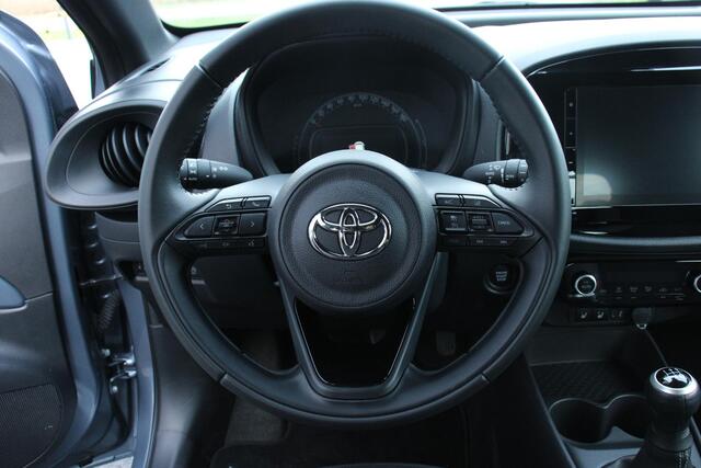 Toyota AYGO X 1.0 VVT-i BUS, STOELVERWARMING, LED, DAB, CAMERA