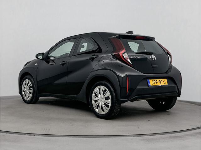 Toyota AYGO X 1.0 VVT-i MT Play Limited | Stoelverwarming | Allseason banden | Apple Carplay/Android auto |