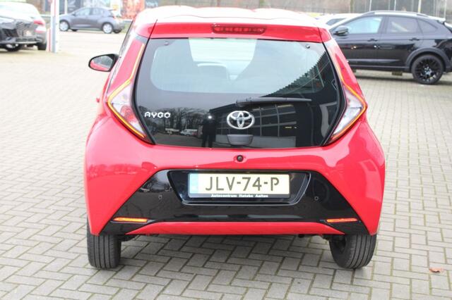 Toyota AYGO 1.0 VVT-I X-PLAY Climate Camera Bluetooth Apple Car LM 15