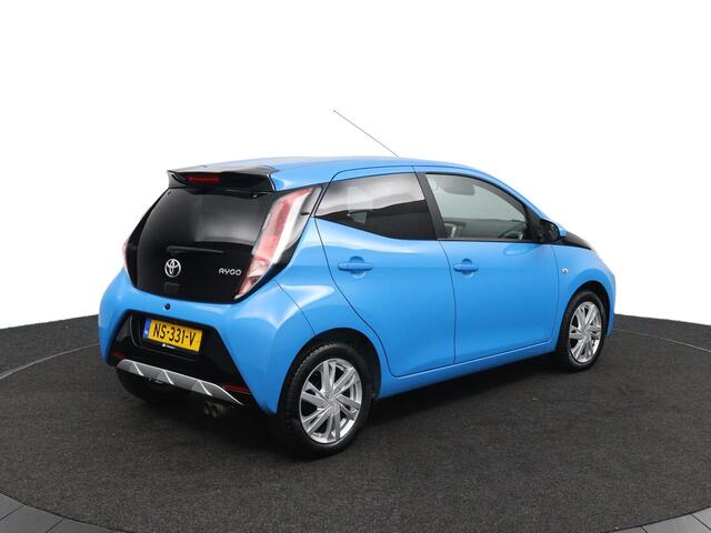 Toyota AYGO 1.0 VVT-i x-sport | Lichtmetalen Velgen | Privacy Glas | Achteruitrijcamera | Airco |