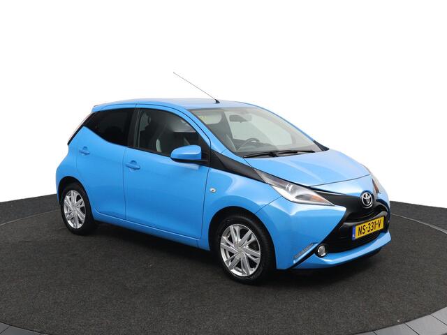 Toyota AYGO 1.0 VVT-i x-sport | Lichtmetalen Velgen | Privacy Glas | Achteruitrijcamera | Airco |