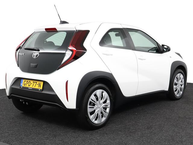 Toyota AYGO X 1.0 VVT-i MT Play | Apple Carplay/Android Auto | Achteruitrijcamera | Airco |