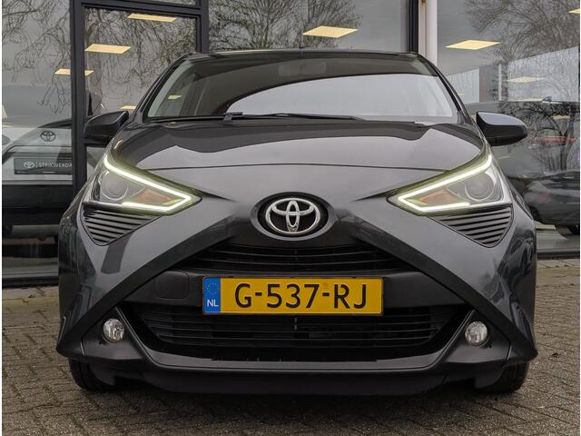 Toyota AYGO 1.0 VVT-i x-cite | 1e eigenaar | Dealer OH | Climate control | Camera | Apple Carplay / Android Auto