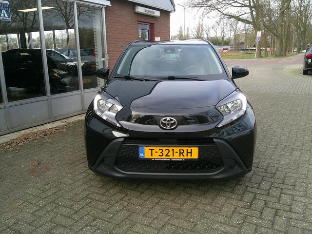 Toyota AYGO X 1.0 VVT-i MT Play