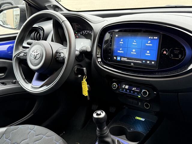 Toyota AYGO 1.0 VVT-i MT Envy | JBL | Bi-Tone | Navi