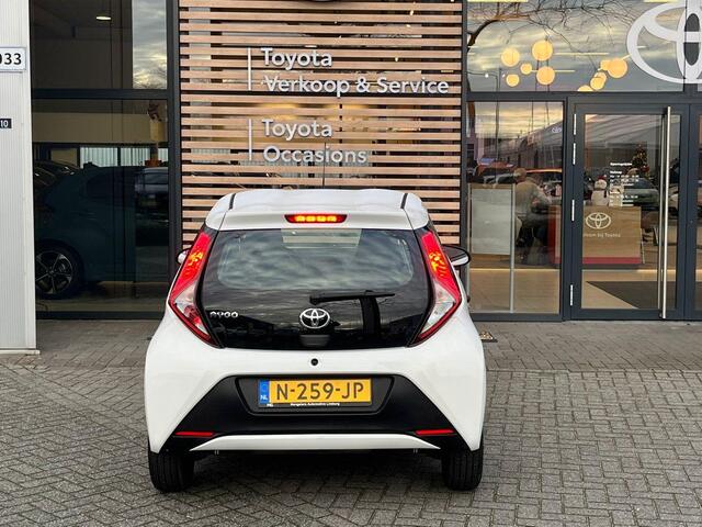 Toyota AYGO 1.0 VVT-i x-fun