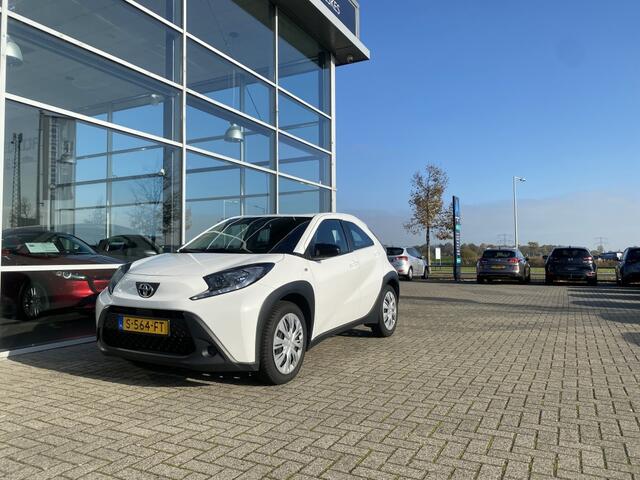 Toyota AYGO X 1.0 VVT-i MT Play
