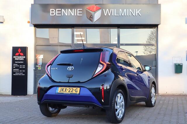 Toyota AYGO X 1.0 CVT Pulse Bi-tone Automaat | AllSeasons | Stoelverwarming