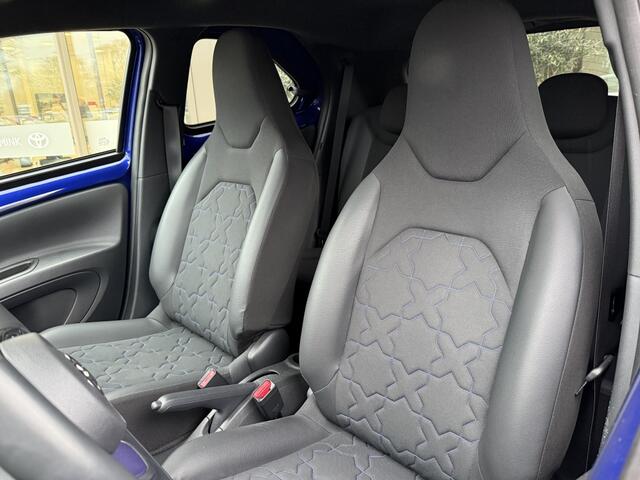 Toyota AYGO X 1.0 VVT-i MT Envy | JBL | Bi-Tone | Navi