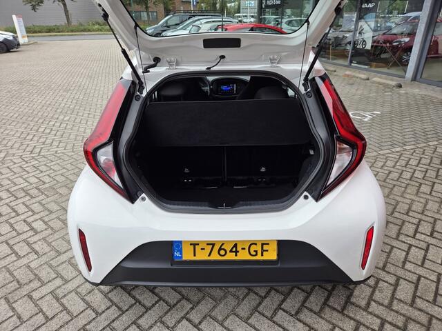 Toyota AYGO X 1.0 VVT-i MT Play | Airco | Adp. Cruise | Carplay