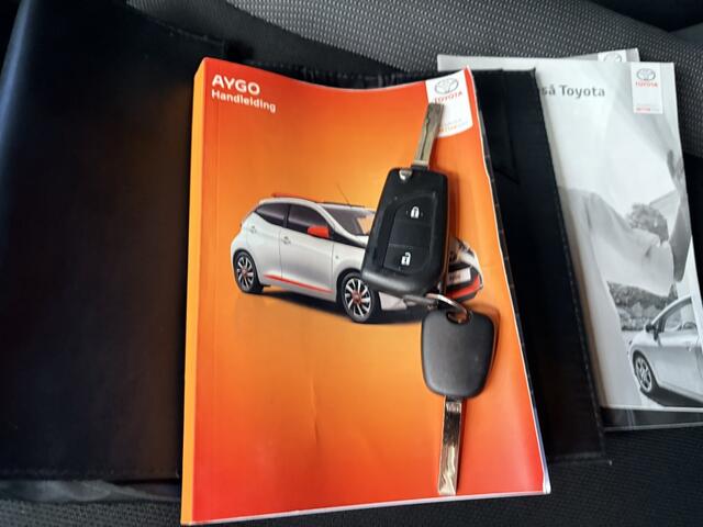 Toyota AYGO 1.0 VVT-i x-fun Bluetooth Telefoon Airco