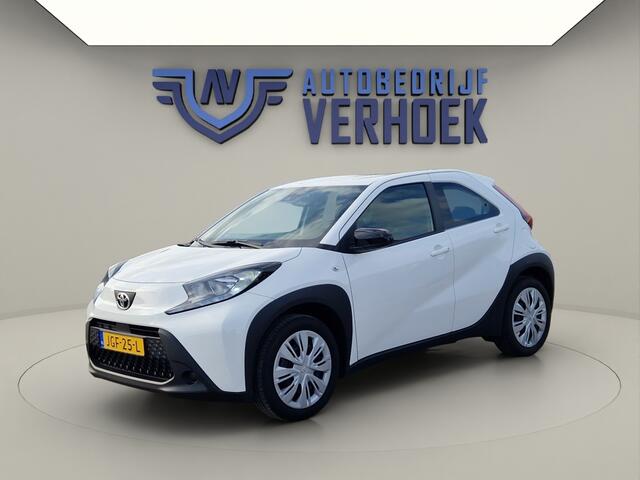 Toyota AYGO X 1.0 VVT-i S-CVT Play Automaat - Groot Multimedia scherm