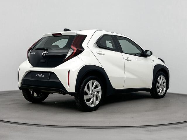 Toyota AYGO X 1.0 VVT-i S-CVT first