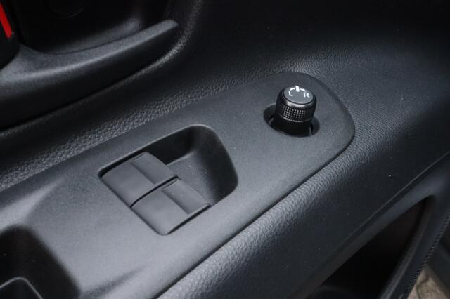 Toyota AYGO X Hybrid 115 play