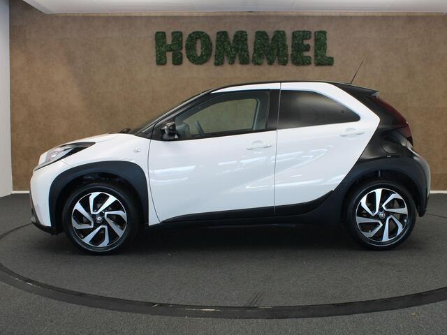 Toyota AYGO X 1.0 VVT-i MT Pulse - ORIGINEEL NEDERLANDSE AUTO - CLIMATE CONTROL - TWO TONE - APPLE CARPLAY/ANDROID AUTO - CRUISE CONTROL ADAPTIEF - LED KOPLAMPEN - EXTRA GETINT GLAS - LICHTMETALEN VELGEN 17 INCH