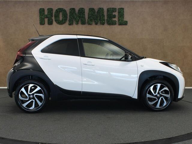 Toyota AYGO X 1.0 VVT-i MT Pulse - ORIGINEEL NEDERLANDSE AUTO - CLIMATE CONTROL - TWO TONE - APPLE CARPLAY/ANDROID AUTO - CRUISE CONTROL ADAPTIEF - LED KOPLAMPEN - EXTRA GETINT GLAS - LICHTMETALEN VELGEN 17 INCH