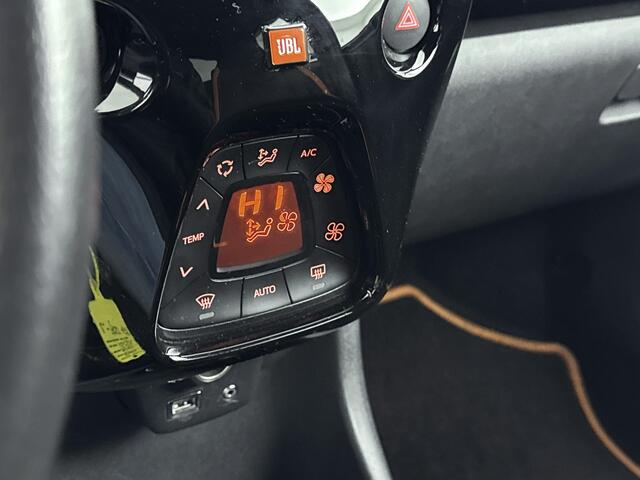 Toyota AYGO 1.0 VVT-i x-JBL | NL-Auto | Dealeronderhouden | Apple Carplay/Android Auto | LM-Velgen |