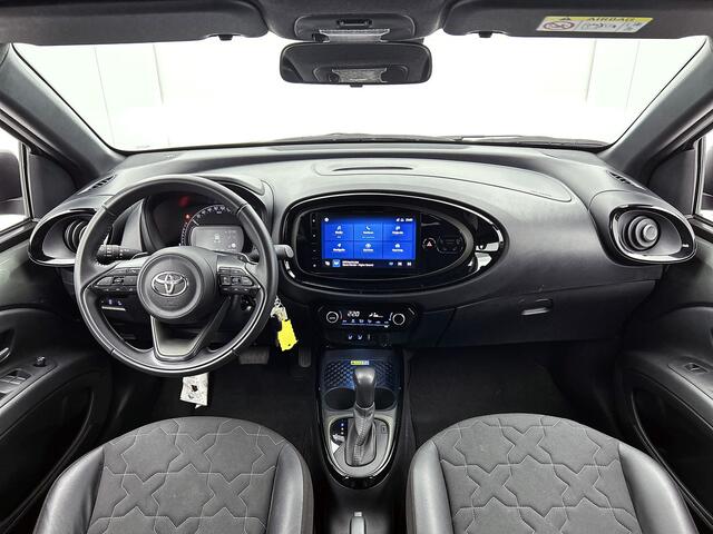 Toyota AYGO X 1.0 VVT-i S-CVT Envy Limited | Stoelverwarming | 18'' LM-Velgen | Dealeronderhouden | Navigatie | Metallic Lak Bi-Tone |