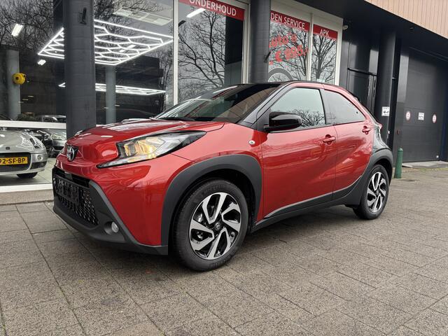 Toyota AYGO X 1.0 VVT-i S-CVT Envy