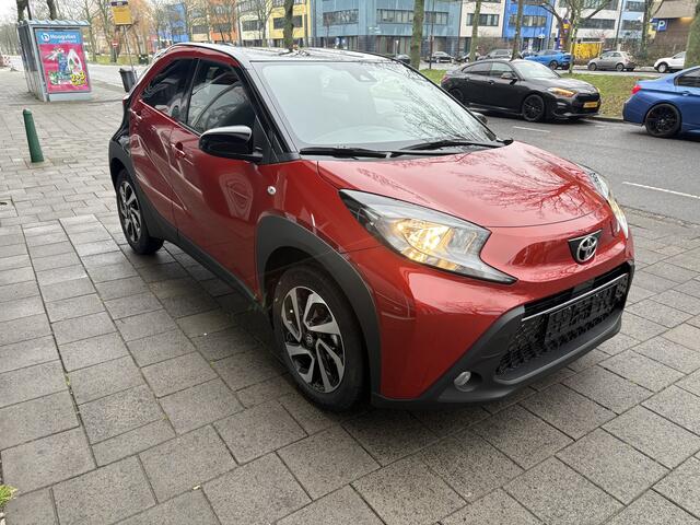 Toyota AYGO X 1.0 VVT-i S-CVT Envy