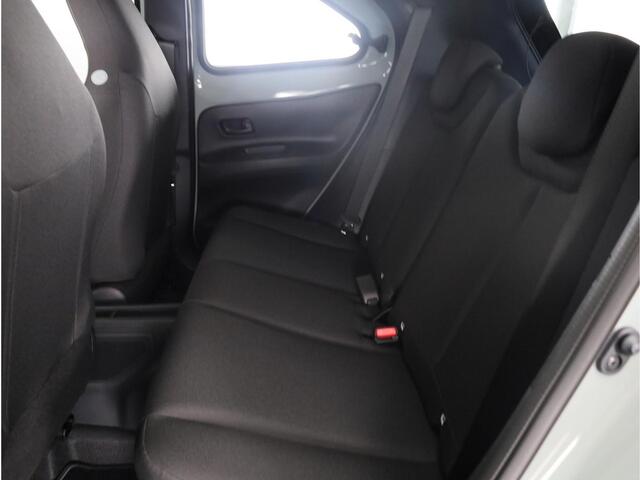 Toyota AYGO X Hybrid 115 pulse ¤ 500,- inruilpremie! Snel leverbaar !