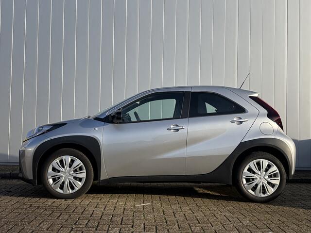 Toyota AYGO X 1.0 VVT-i MT Play NL Auto Dealer Onderhouden Carplay Adpt Cruise