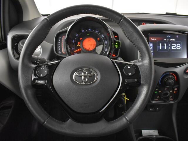Toyota AYGO 1.0 VVT-i x-play cabrio automaat