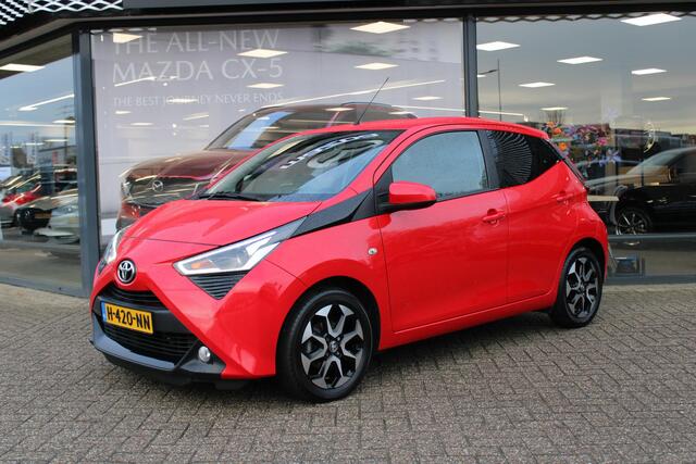Toyota AYGO 1.0 VVT-i x-joy , Trekhaak, Clima, Camera, Apple Carplay, Bluetooth, LMV 15 Inch, Armsteun, Elek.Ramen