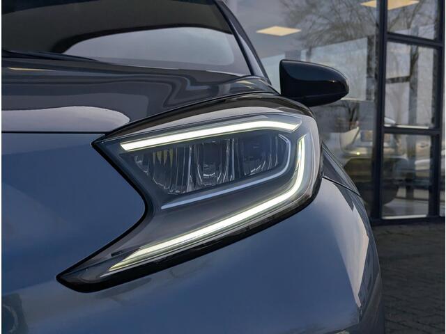 Toyota AYGO X 1.0 VVT-i MT first | Stoelverwarming | Climate Control | Camera | Led | ACC | Licht- regensensor