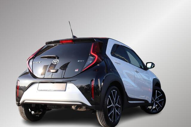 Toyota AYGO X Hybrid 115 GR Sport, Keyless entry, JBL, Stoelverwarming, Adaptieve cruise control, Parkeercamera.