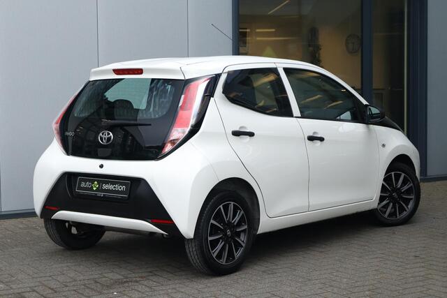 Toyota AYGO 1.0 VVT-i x-fun