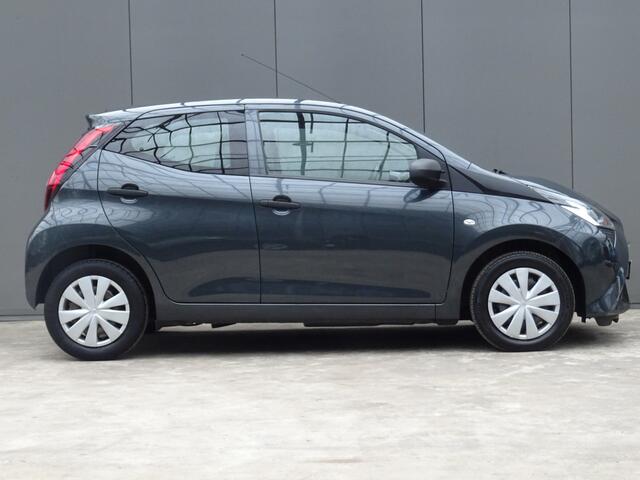 Toyota AYGO 1.0 VVT-i x-fun * BLUETOOTH * LED * GOED ONDERH. !!