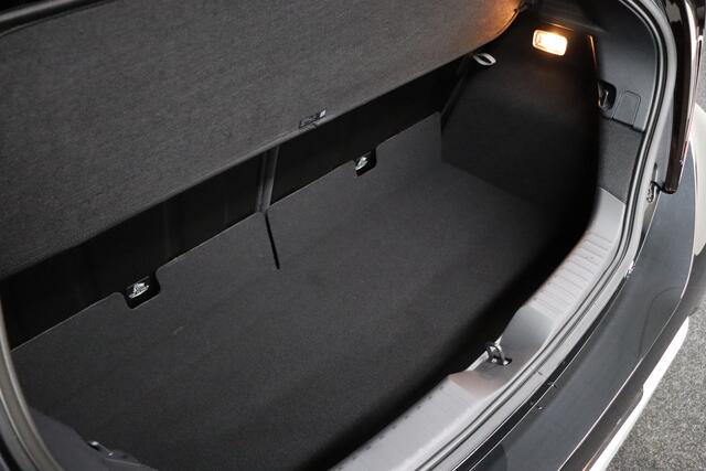 Toyota AYGO X Hybrid 115 GR Sport | Bi-tone | Nieuw uit voorraad leverbaar! | JBL Audio | Adaptive-cruise | Parkeerhulp | Camera | Clima | Leder-Alcantara | Apple Carplay & Android Auto | Navigatie | Keyless | Stoelverwarming