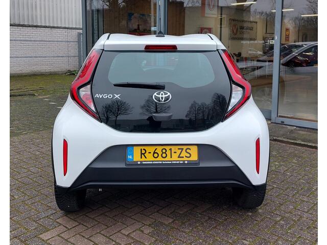 Toyota AYGO X 1.0 VVT-i MT Play | Apple Carplay | Cruise Control