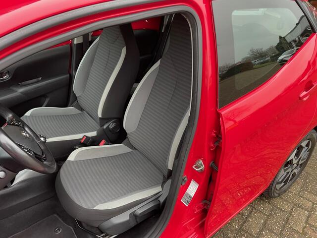 Toyota AYGO 1.0 VVT-i x-play