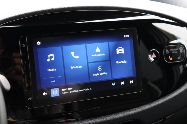 Toyota AYGO X 1.0 VVT-i Envy, Parkeersensoren Keyless entry, Adaptieve cruise control, Stoelverwarming, Climate control.