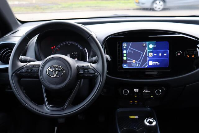 Toyota AYGO X 1.0 VVT-i Envy, Parkeersensoren Keyless entry, Adaptieve cruise control, Stoelverwarming, Climate control.