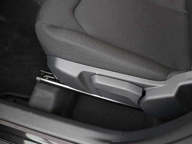 Toyota AYGO X Hybrid 115 play