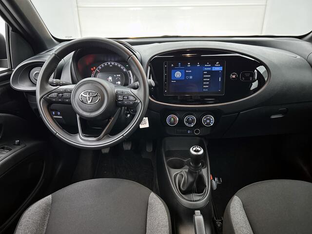 Toyota AYGO X 1.0 VVT-i MT Play | 1e Eigenaar | NIEUW GELEVERD & ONDERHOUDEN |