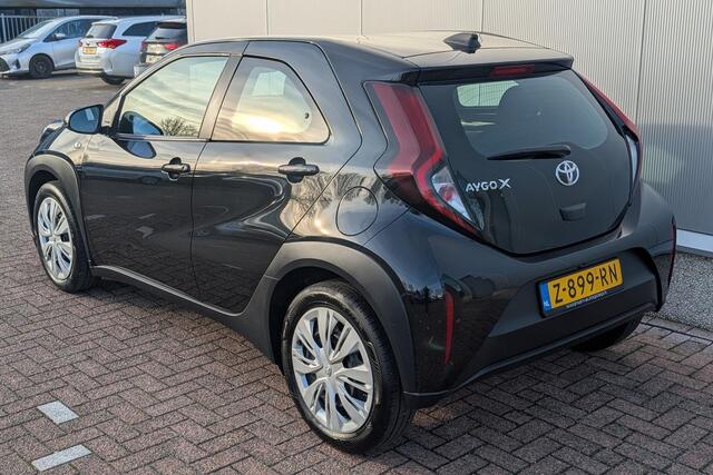 Toyota AYGO X 1.0 VVT-i MT Play Achteruitrijcamera, Navigatie met Android Auto & Apple Carplay