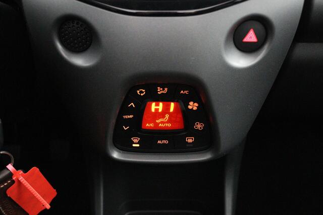 Toyota AYGO 1.0 VVT-i x-joy cabrio | Apple Carplay | Lichtmetalen velgen |