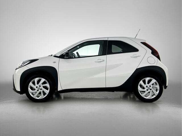 Toyota AYGO X 1.0 VVT-i MT first | BTW Voertuig | Stoelverwarming |