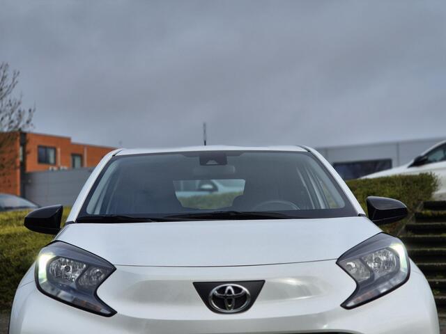 Toyota AYGO X 1.0 VVT-i S-CVT Play | Automaat |